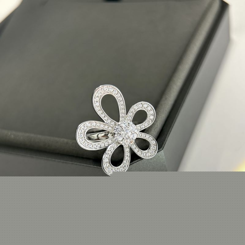 Vca Rings